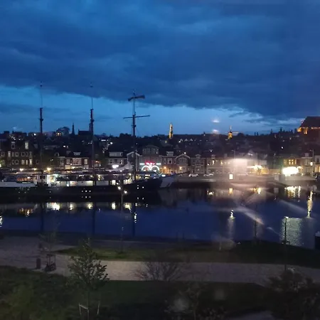 Lovely City Center Lägenhet